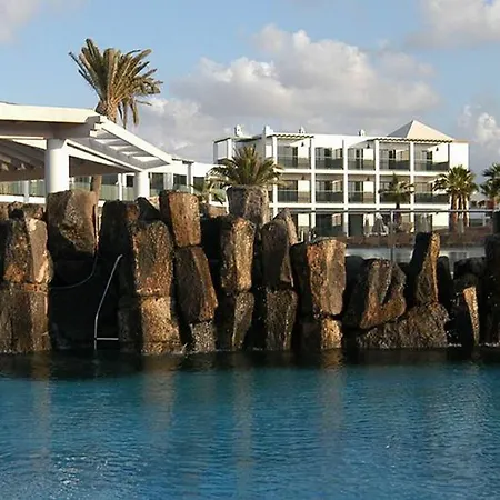 Aparthotel Marismas De