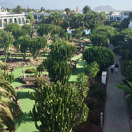 Marismas De Aparthotel 3*