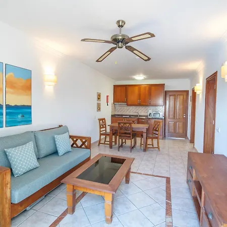 Marismas De Aparthotel 3*