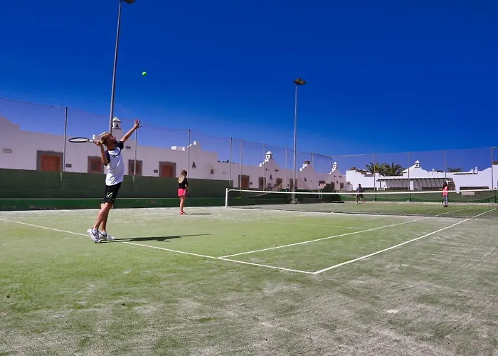 Marismas De מלון דירות 3*