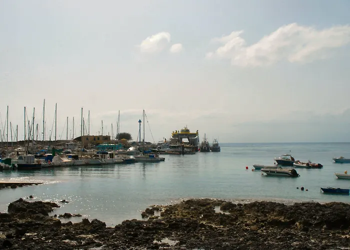 מלון דירות Marismas De קורלחו