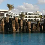 Ξενοδοχείο με διαμερίσματα Marismas De
