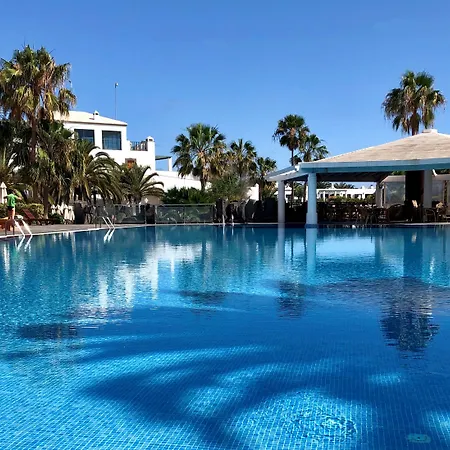 Marismas De Aparthotel 3*