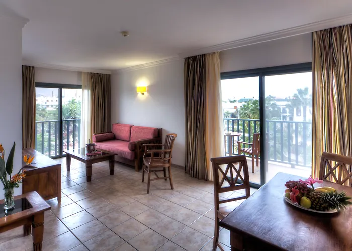 Marismas De Aparthotel